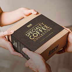 Geschenkpackung mit sieben Kaffeespezialitäten