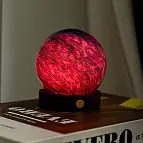 Modell der galaktischen Brise mit rotem Licht