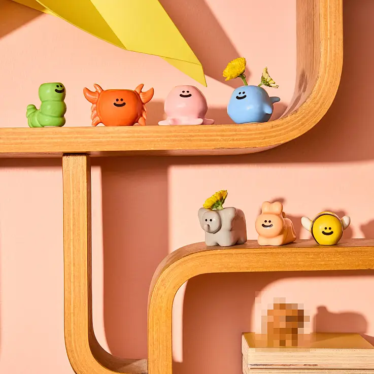 Überraschungsbox mit Mini-Vase in Tierform